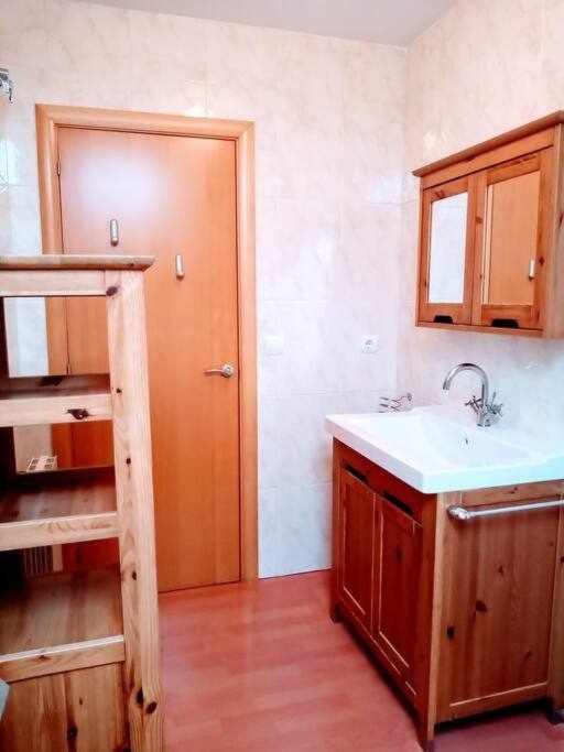 Precioso Atico Con Bonitas Vistas A La Pena Oroel Apartment Jaca Exterior photo