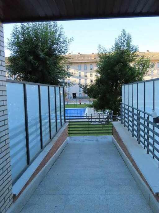 Precioso Atico Con Bonitas Vistas A La Pena Oroel Apartment Jaca Exterior photo