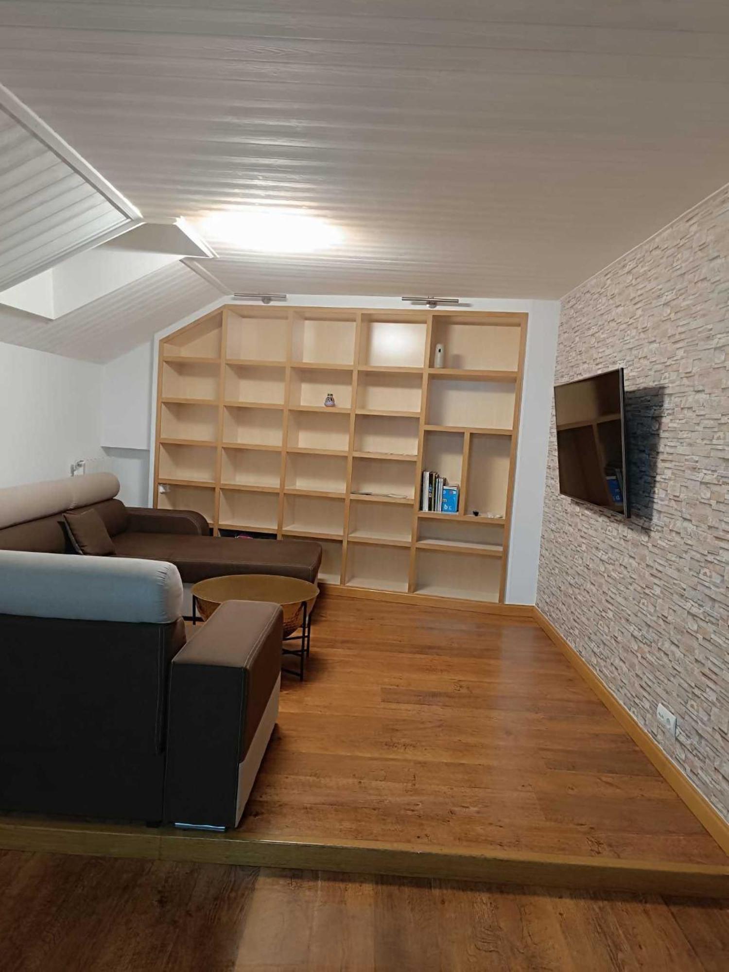 Precioso Atico Con Bonitas Vistas A La Pena Oroel Apartment Jaca Exterior photo